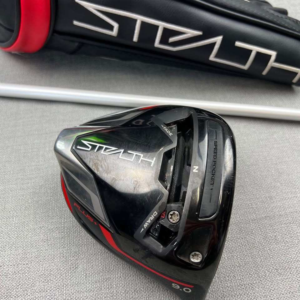 Taylormade Stealth Plus Driver - 9 Degree / Stiff Flex
