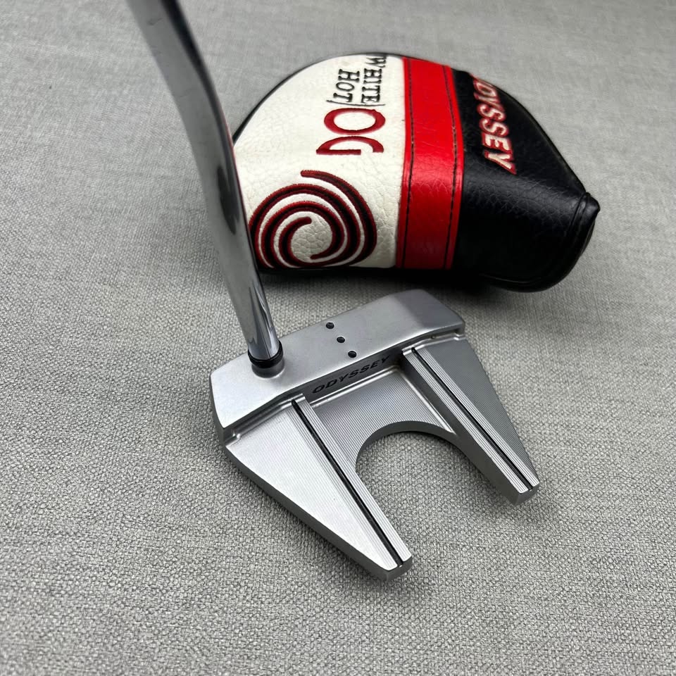 Odyssey White Hot OG 7 Putter - SuperStroke Grip / 32.5 Inches