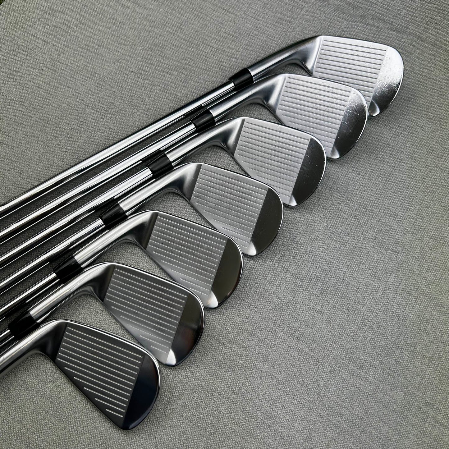 Titleist T100s Irons - Stiff Flex / 4-PW