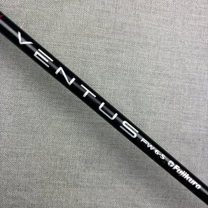 Taylormade Stealth 4 Hybrid - Stiff Flex / 22 Degree