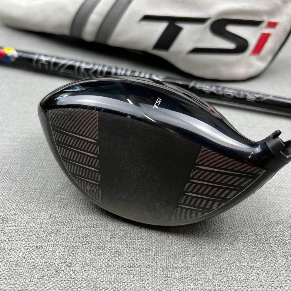 Titleist TSi2 Driver - Stiff Flex / 11 Degree Adjustable
