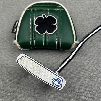 Odyssey White Hot RX V Line Fang - 35 Inches / SuperStroke Grip