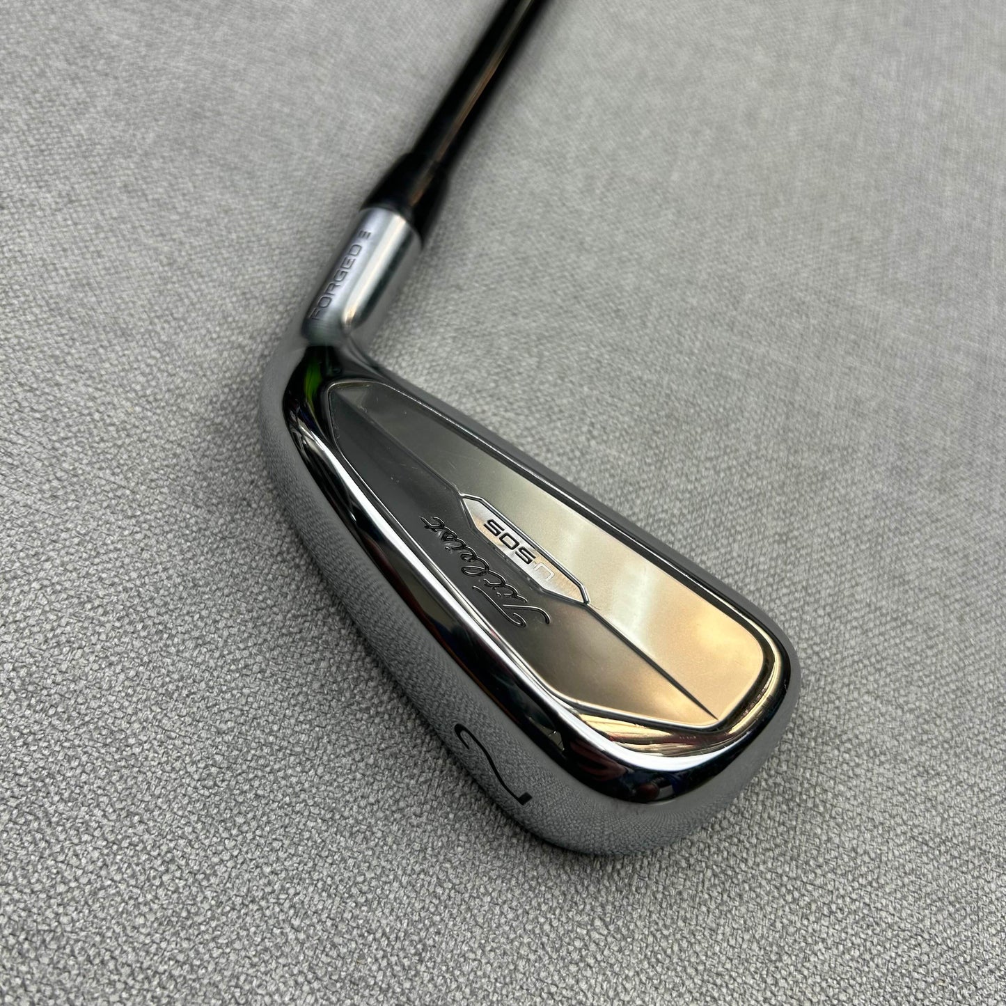 Titleist U505 Utility 2 Iron - 17 Degree / Extra Stiff Flex