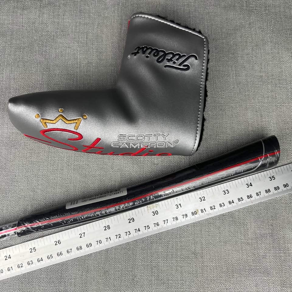Scotty Cameron Studio Style Newport - NEW DISCOUNTED / 35 Inches