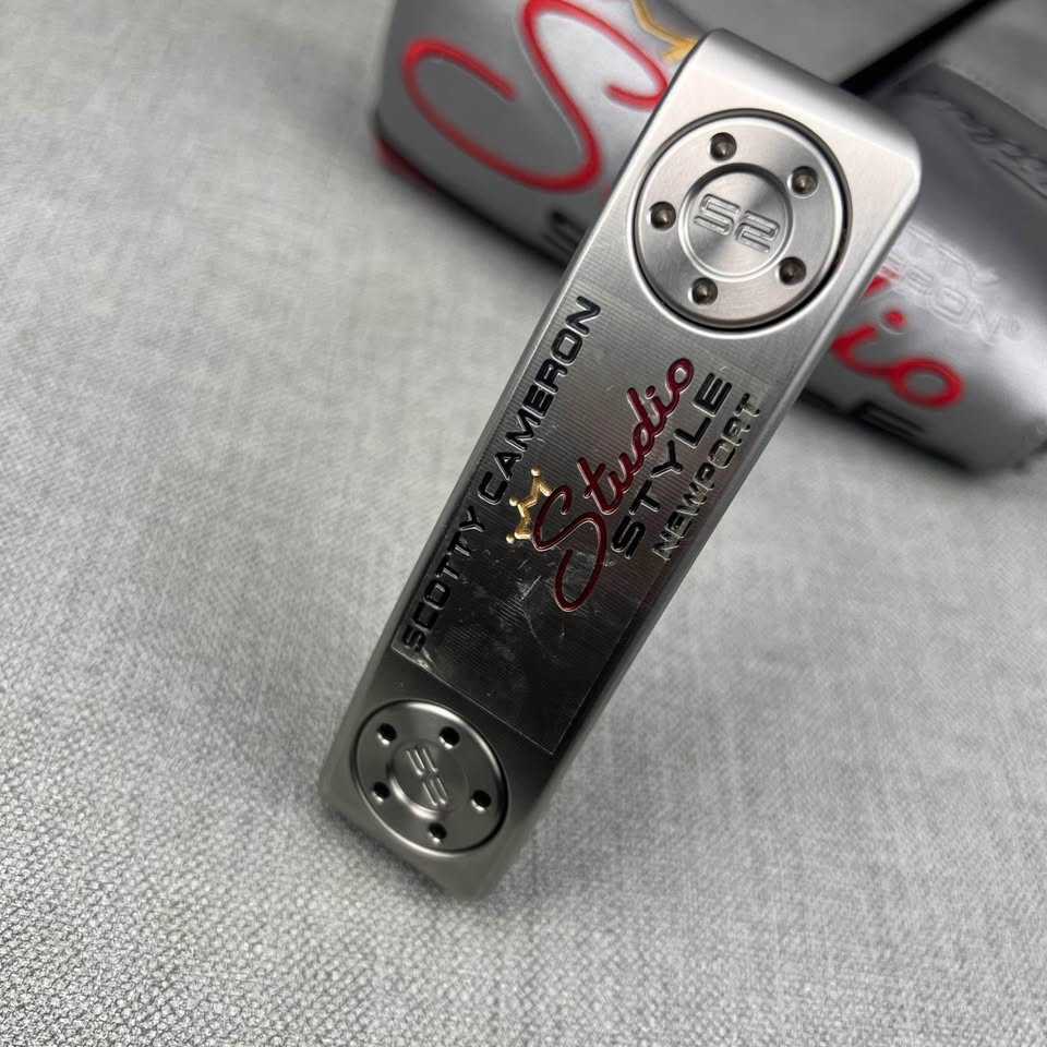 Scotty Cameron Studio Style Newport - NEW DISCOUNTED / 35 Inches