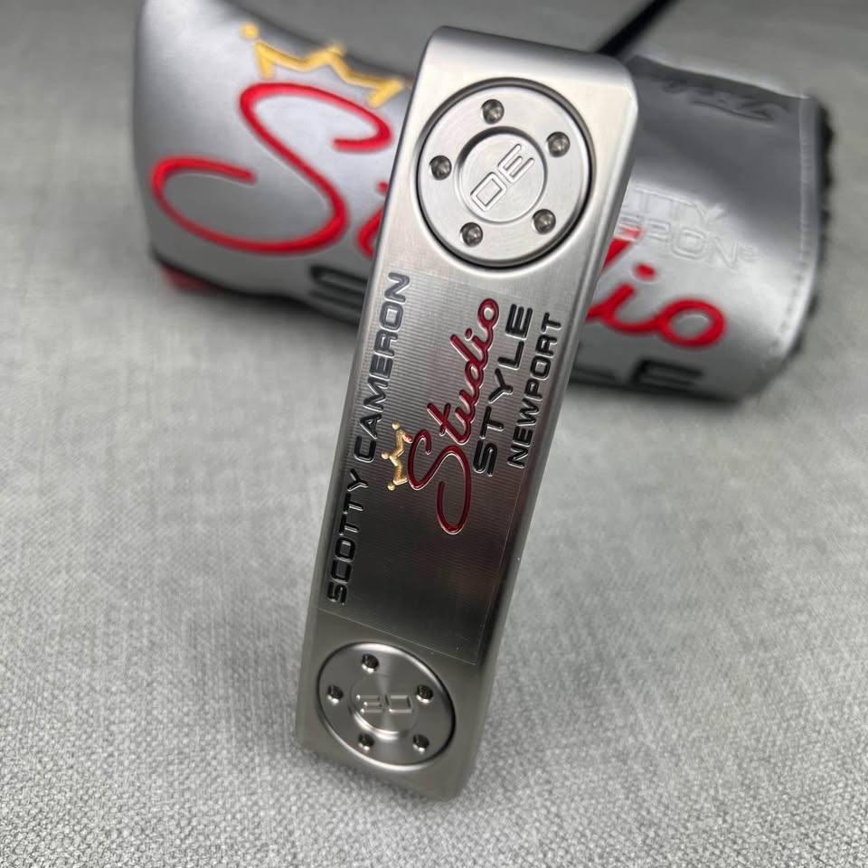 Scotty Cameron Studio Style Newport - Discounted NEW / 34 Inches
