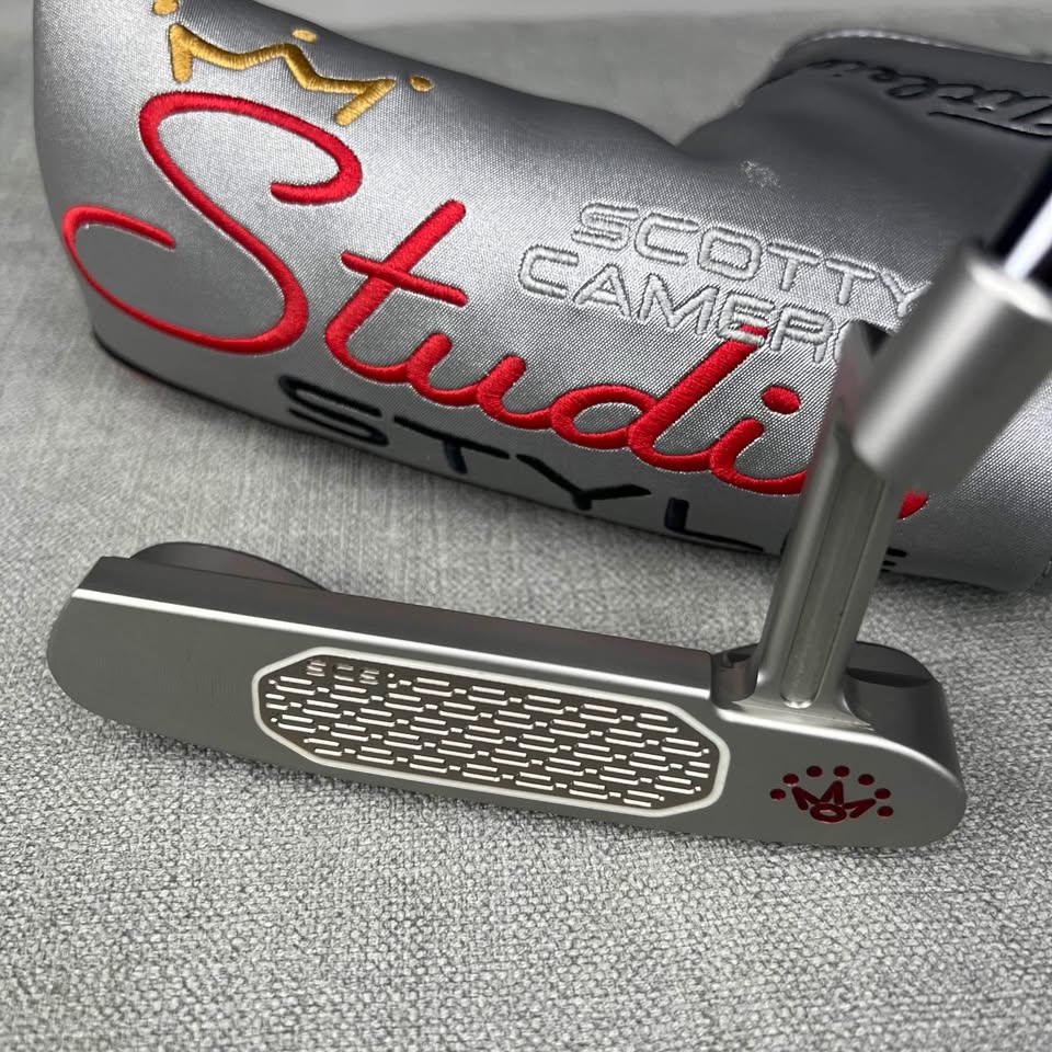 Scotty Cameron Studio Style Newport - NEW DISCOUNTED / 35 Inches