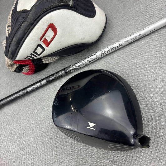 Titleist 910D2 Driver - Stiff Flex / 9.5 Degree