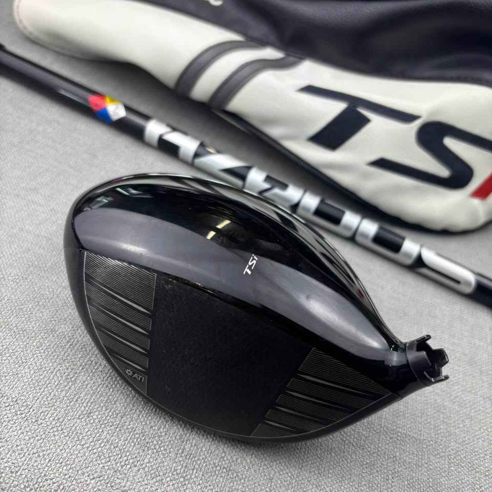 Titleist TSi3 Driver - Stiff Flex / 10 Degree