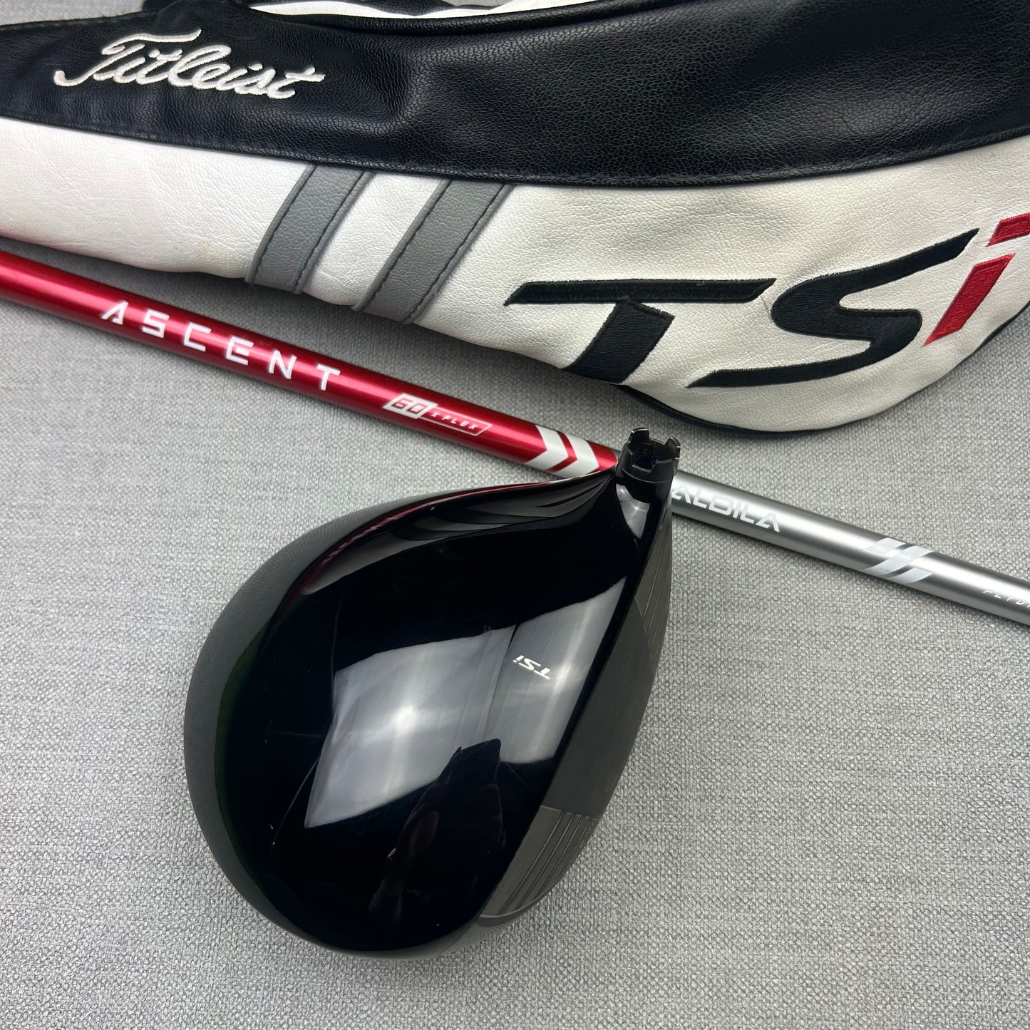 Titleist TSi3 Driver - Extra Stiff / 10 Degree