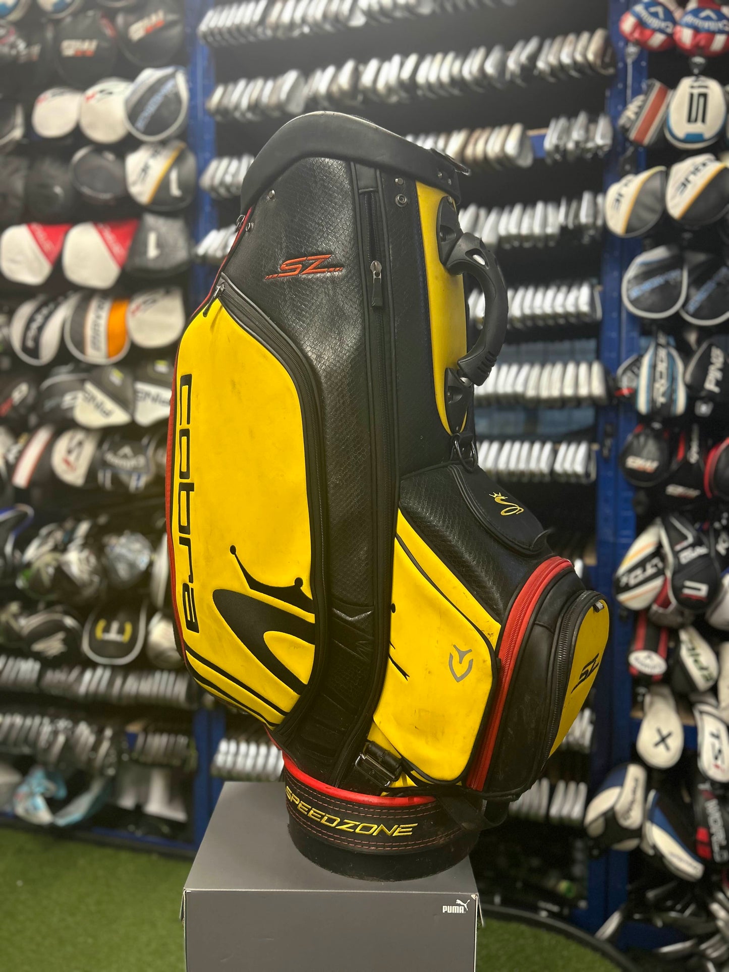 Cobra Speedzone Tour Bag - All Zips Working