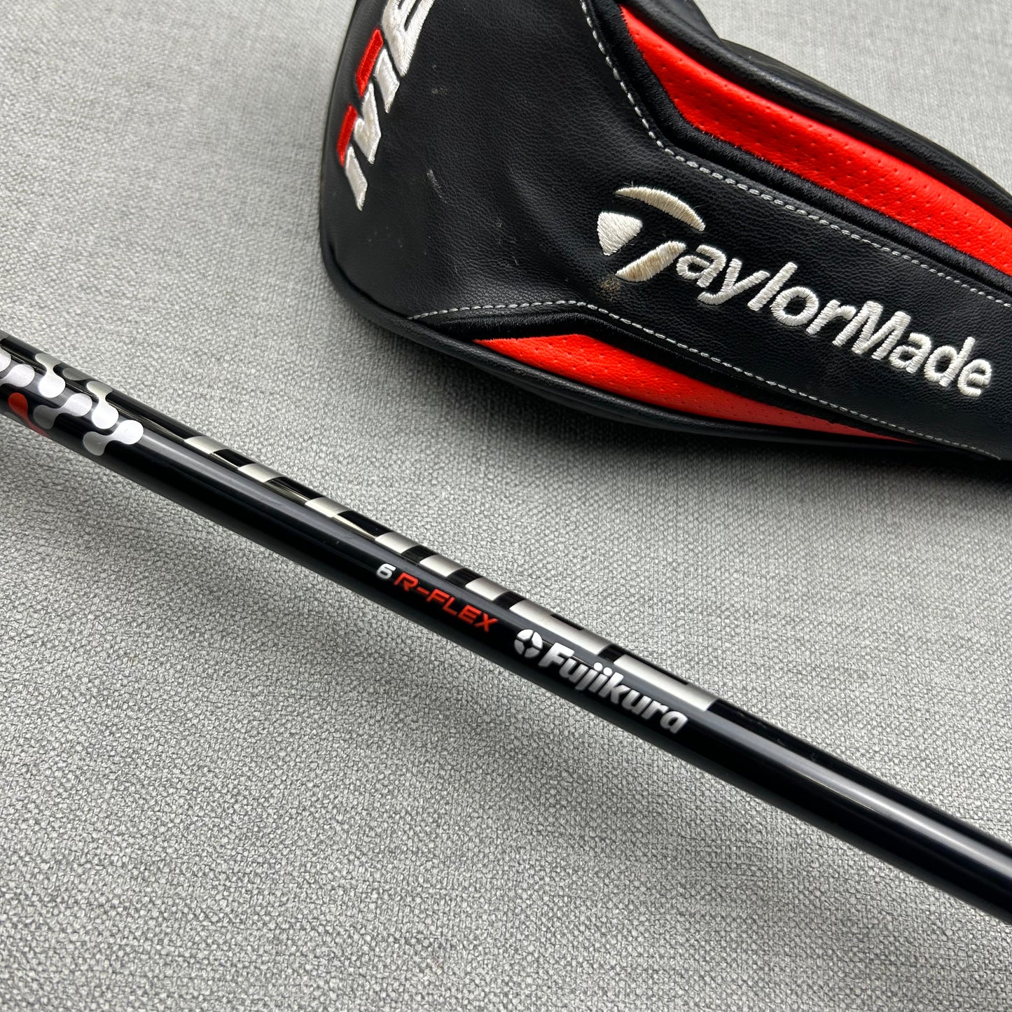 Taylormade M6 4 Hybrid - 22 Degree / Regular Flex